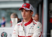 开云体育APP下载-哈斯车队鏖战索伯车队，勒克莱尔刷新纪录的简单介绍