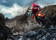 开云足球直播-北欧神话与非洲雄狮的对决，伊布领衔瑞典火力全开，3-1压制塞内加尔