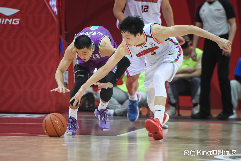 广东男篮在客场不敌对手遗憾失利