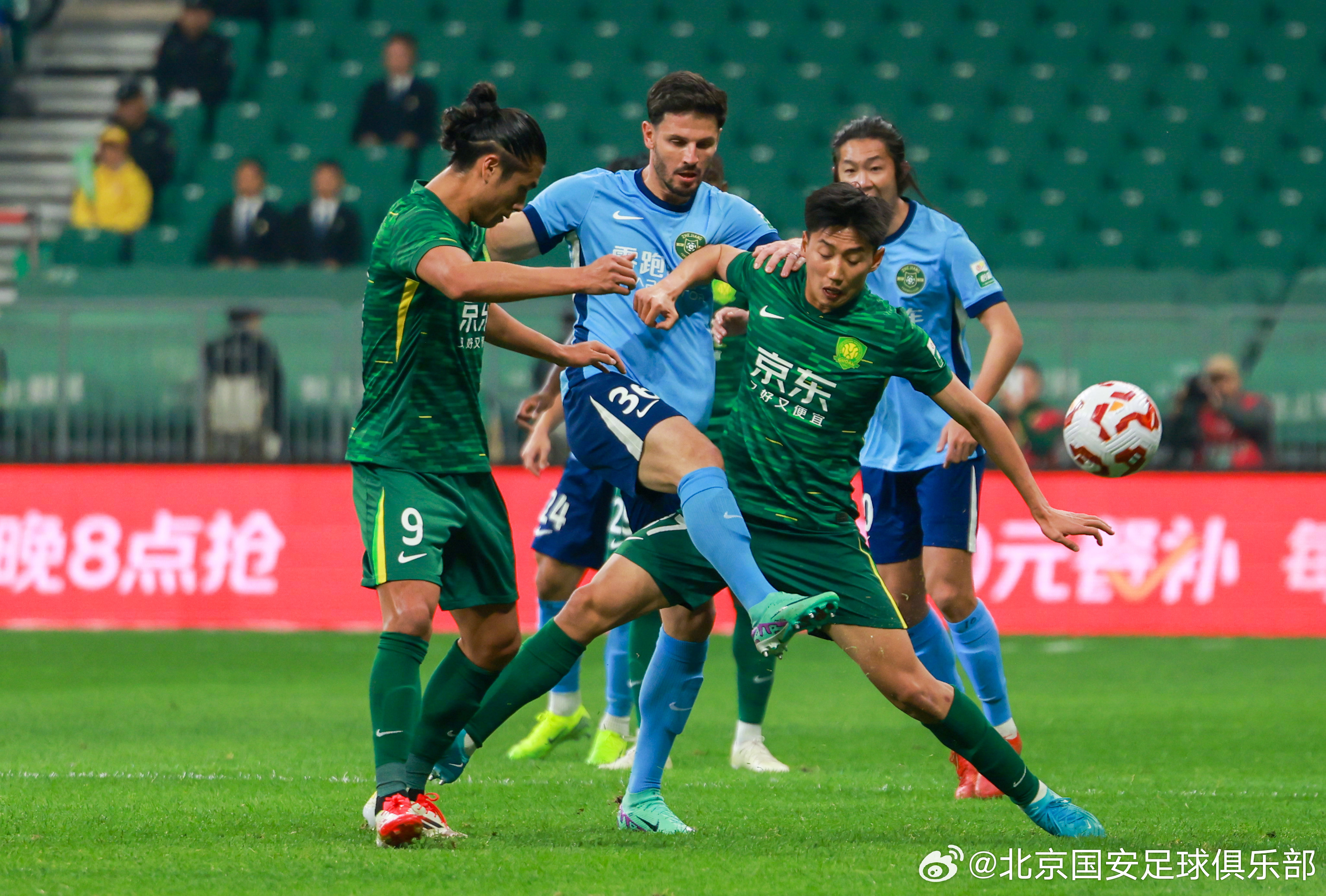 北京队在今日的比赛中大胜江苏队