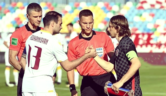 比利时门将神勇，多次关键扑救帮助球队胜出的简单介绍