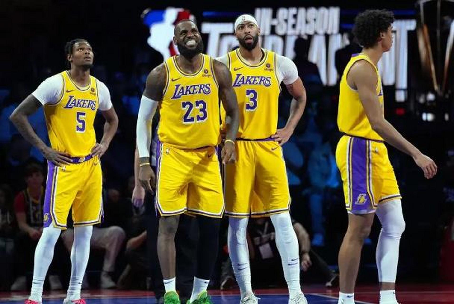 湖人B队碾压尼克斯，拉文关键制胜