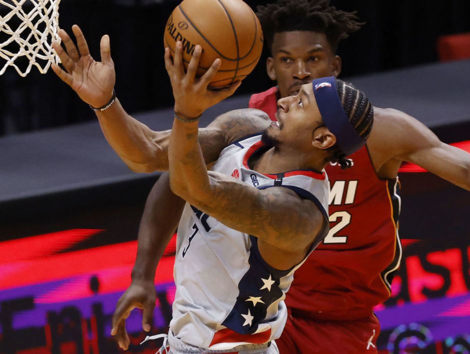 包含菲律宾男篮绝杀美国男篮，布拉德利一己之力扛起全队的词条