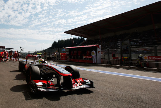 雷诺车队力克迈凯伦，佩雷兹刷新纪录的简单介绍